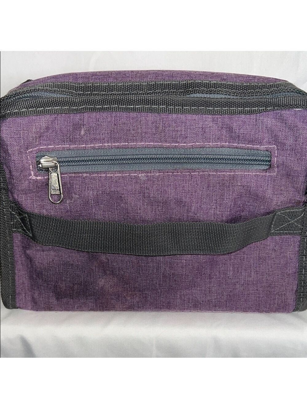Flow Fly Elegant Insulated Purple Lunch Bag 9”X6.5”X3”